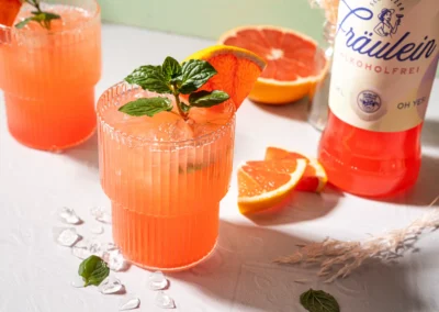 Virgin Pink Mojito: Alkoholfreier Cocktail mit Minze und Grapefruit